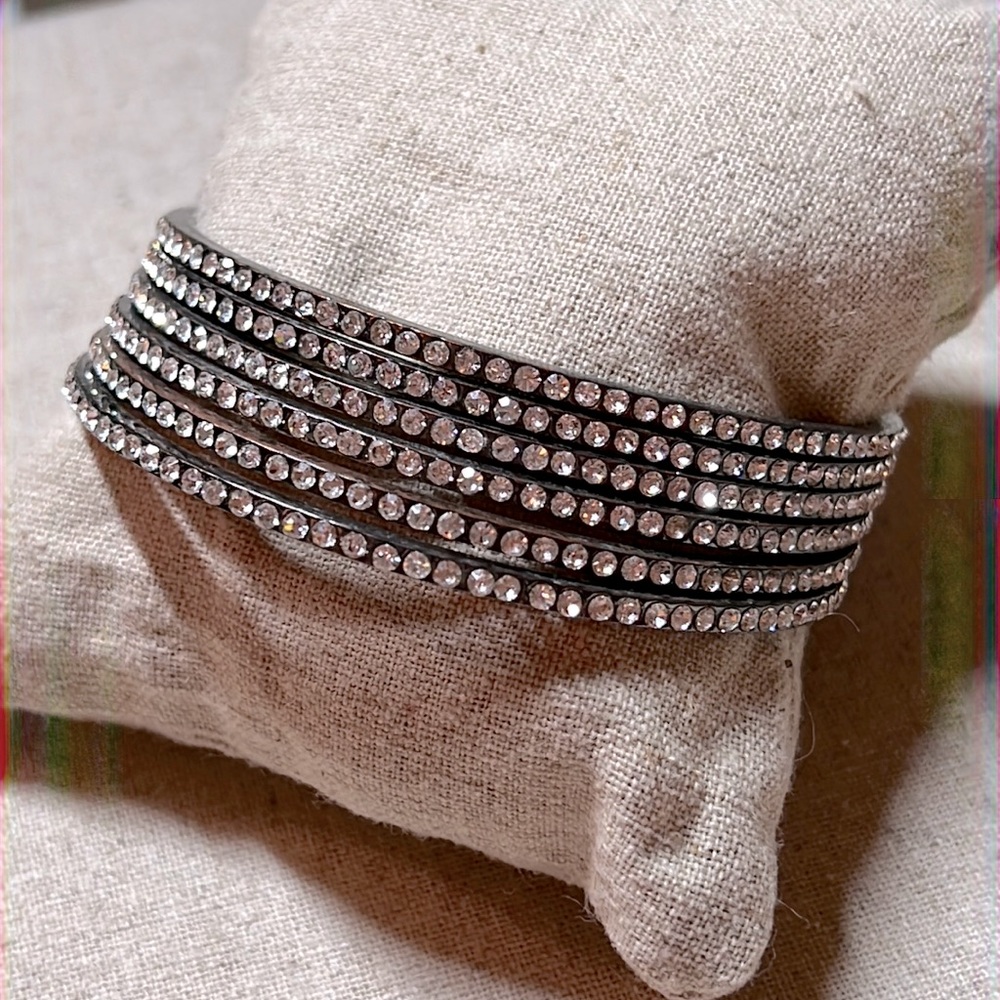 WHBM 6 bangle bracelets